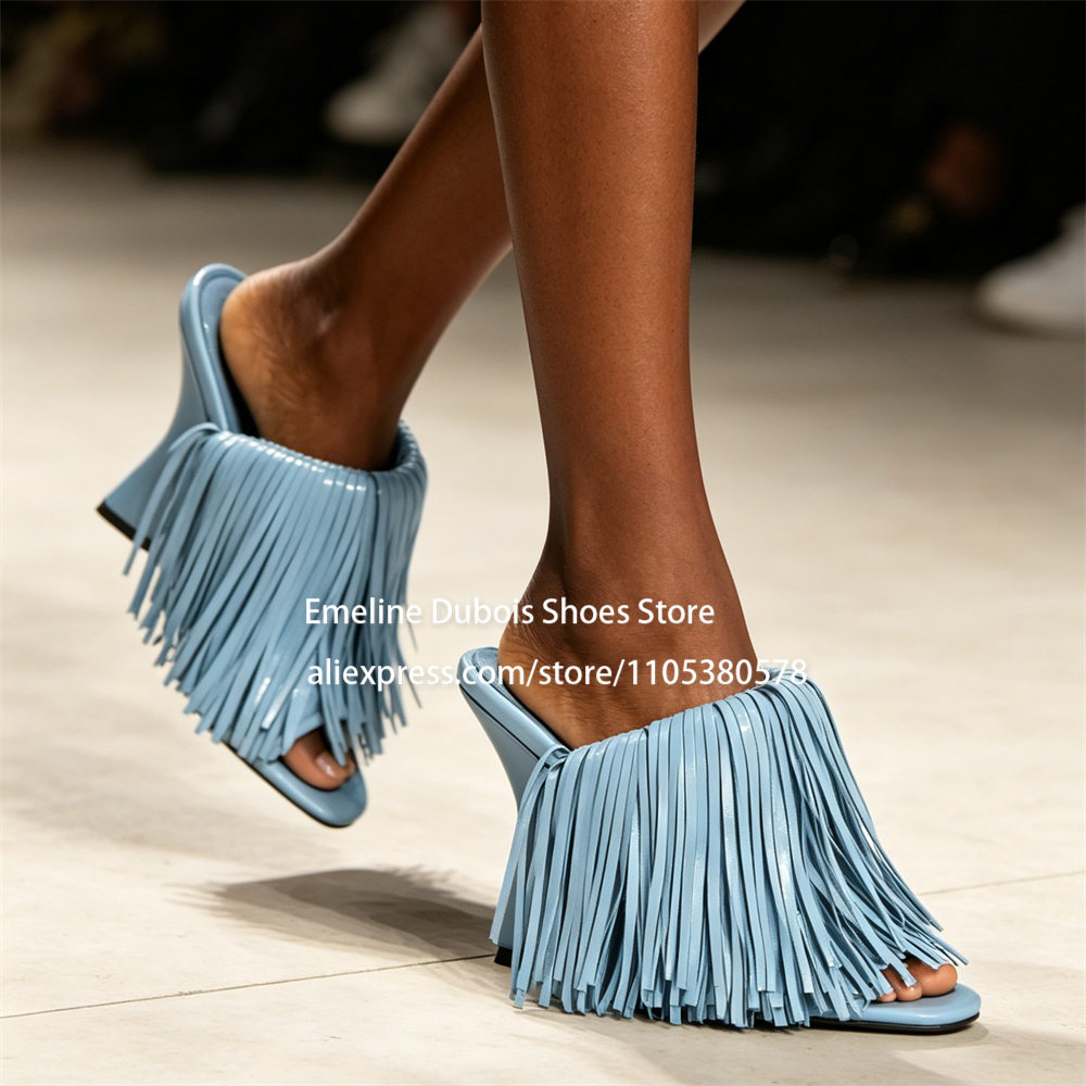 Casual Sandal Leather - Blauwe patentleren muiltjes met franjes, open