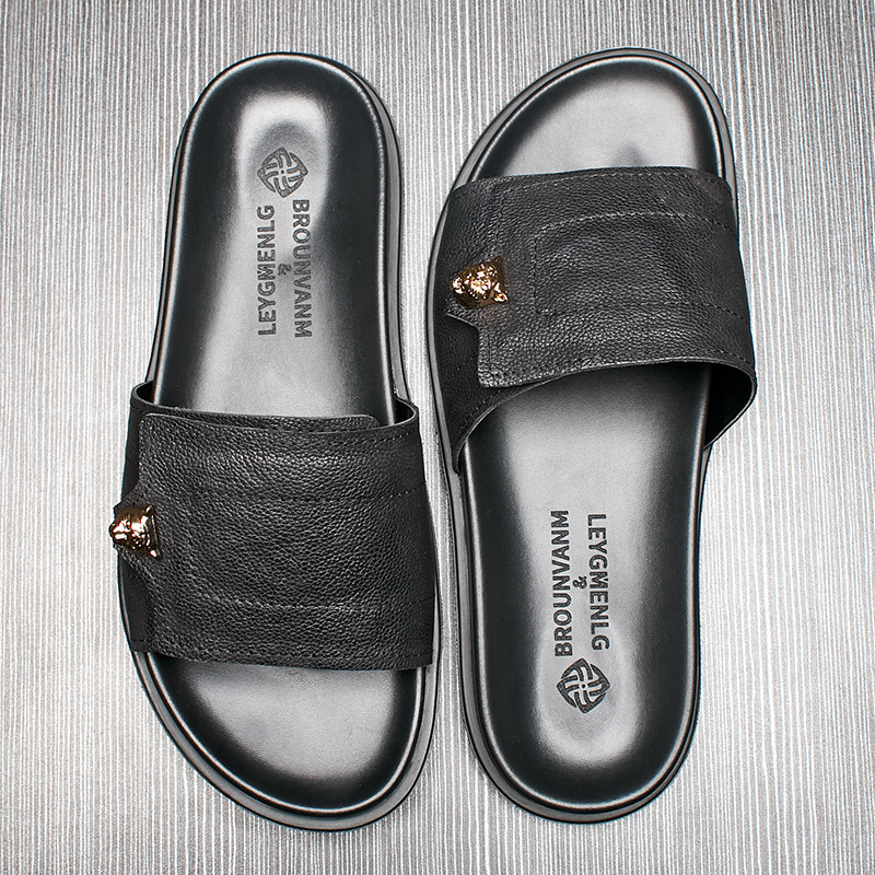 Flip Flop Leather Men - 2025 Nieuwe Lederen Slippers Metalen Versierd