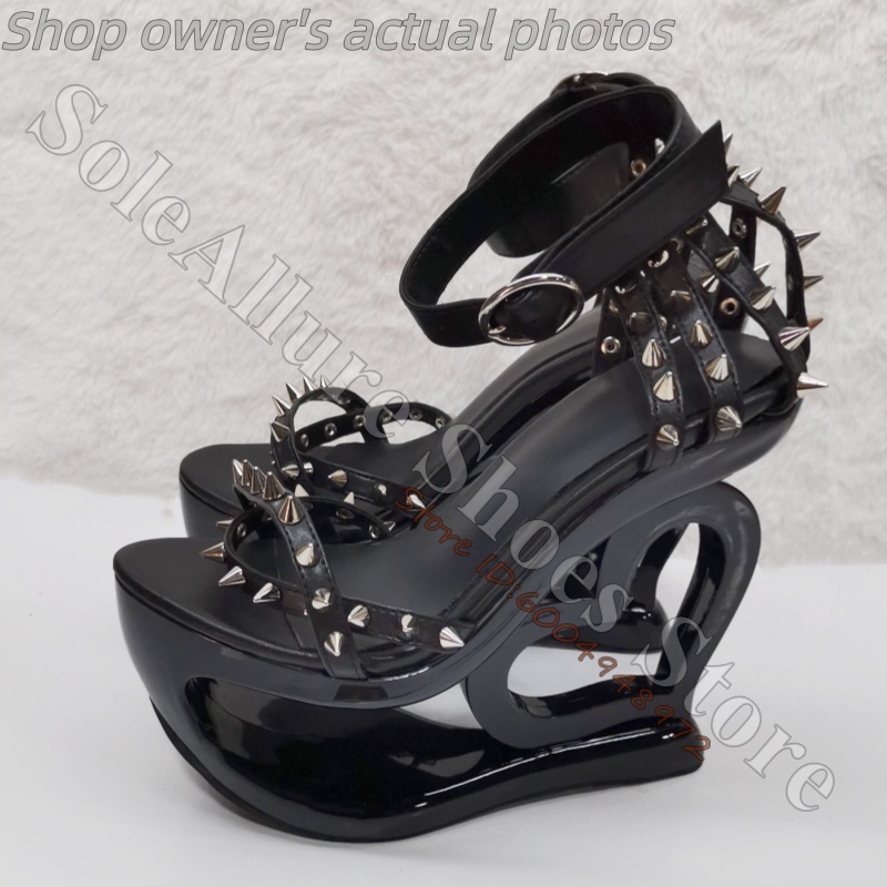 Heet roze spike-studded sandal - Casual Sandal Leather recensie en prijs